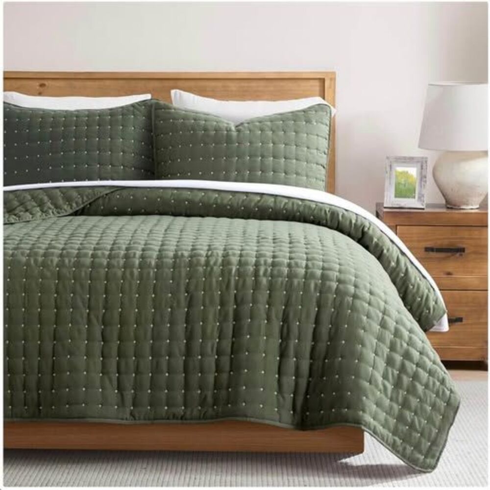WDcozy Cloud Soft Quilt Set, Oversized King Size, Moss Green 116x106 inches